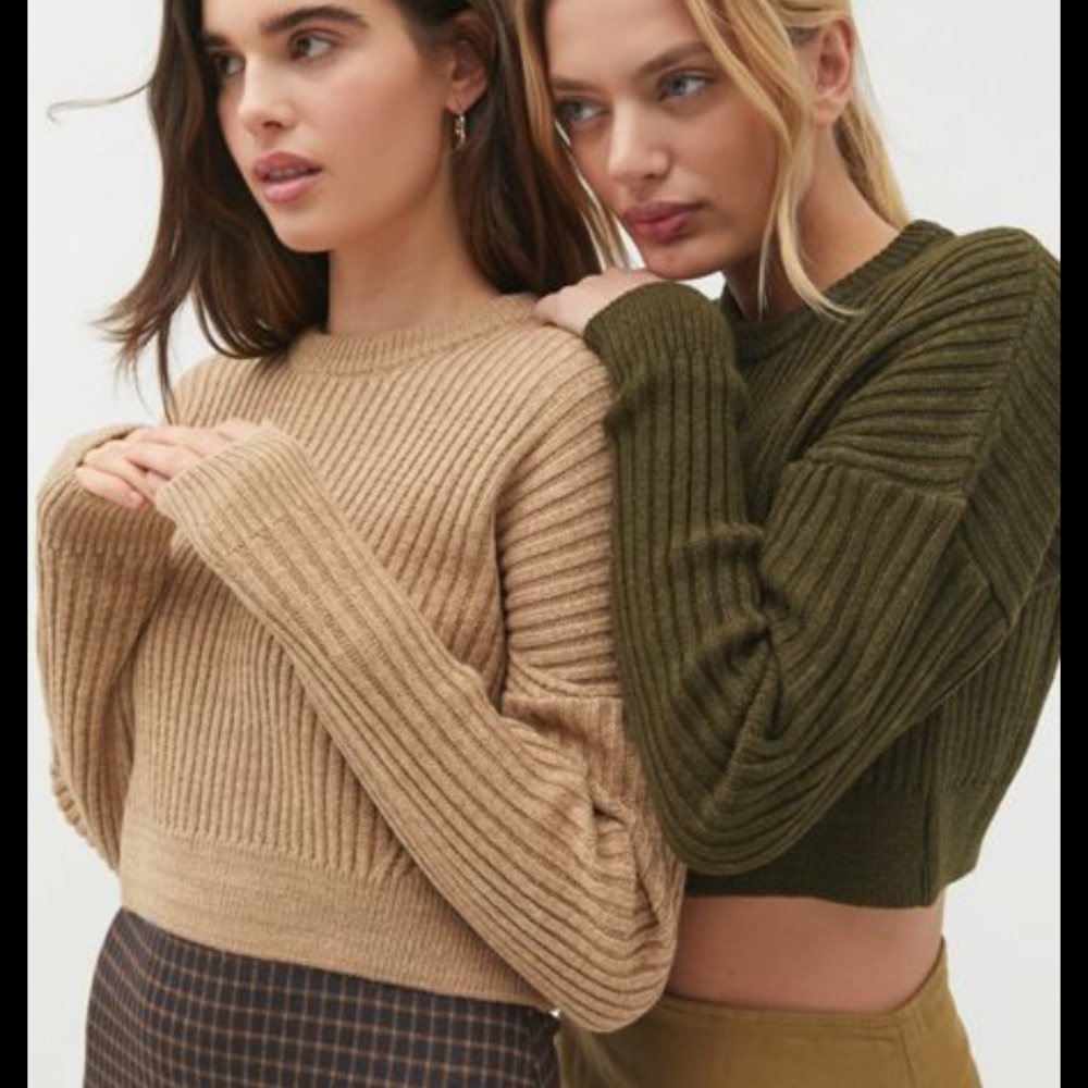 Urban Outfitters Big Sur Ribbed Crop Sweater NWT